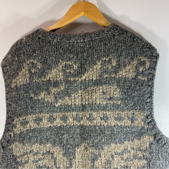 Vintage 79s cowichan  hand made 100% hand made wool cardigan - Picture 8 of 14